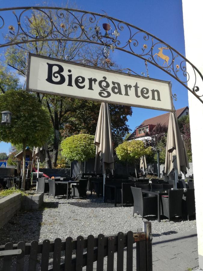 Hotel Gaststaette Peperoni à Biberach an der Riß Extérieur photo